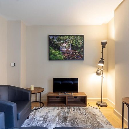 Kings apartments York Bagian luar foto