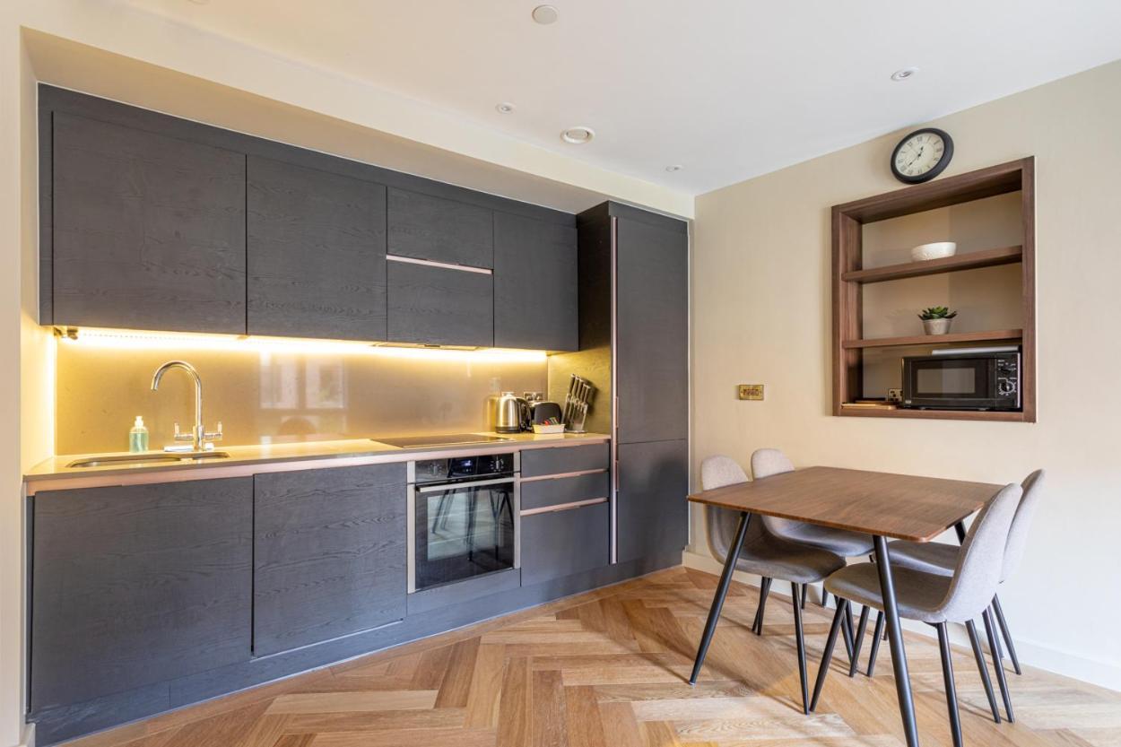 Kings apartments York Bagian luar foto